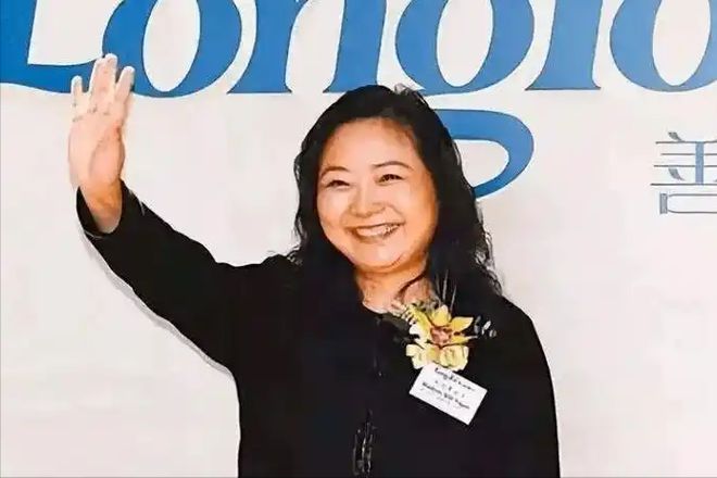 70亿财产成首富14年又狂赚310亿OG视讯嫁富豪老公当15年寡妇继承(图1)
