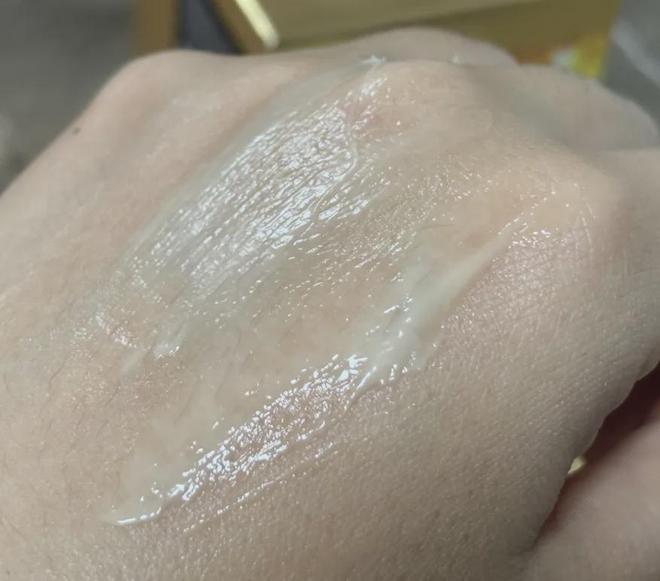 子护手霜、保湿玫瑰露……明星产品都有好价OG真人迎新年要美美的！紫熨斗眼霜、柚(图19)