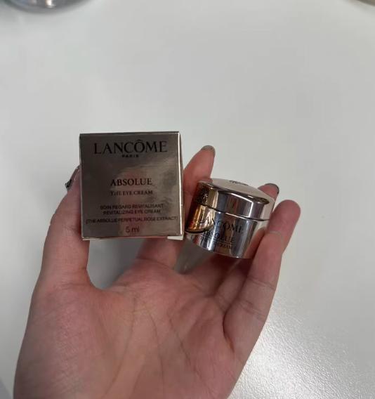 眼圈40-50岁眼霜哪个牌子好？OG网站20岁适合什么眼霜去黑(图9)